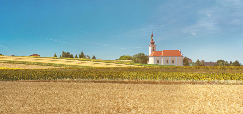 Landwirtschaft um ein Kirche
