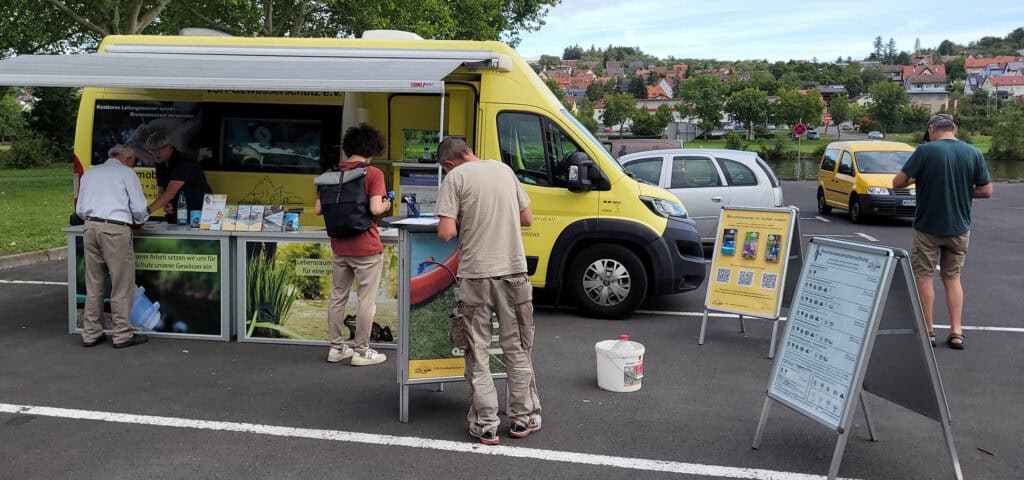Infostand vom VSR-Gewässerschutz e. V. in Ochsenfurt