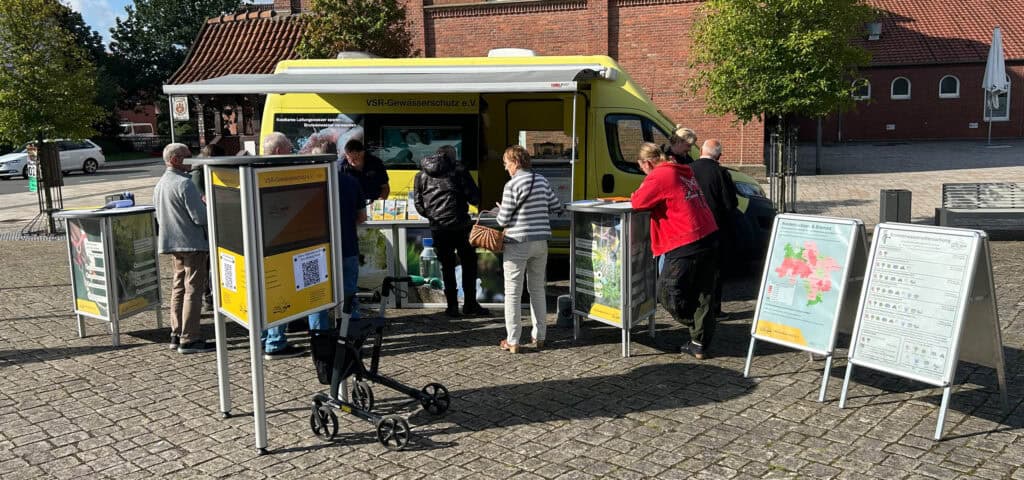 Infostand vom VSR-Gewässerschutz e. V. in Rehburg